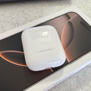 Vary good condition AirPods2